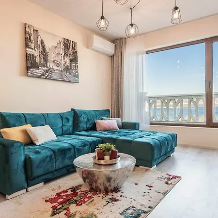 Azur Del Mar Seaview Apartment